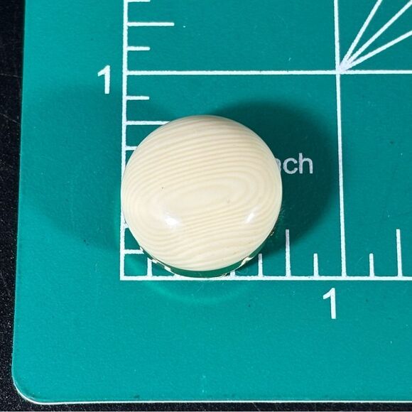 Vintage Classic Button Rounds Covers Lot of‎ 8
Sweater Blouse Blazers - Picture 4 of 4